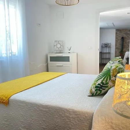 El Atardecer- El Peral アパートホテル Los Santos de Maimona