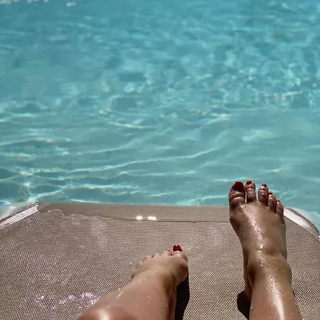 Apart Otel El Atardecer- El Peral 3*